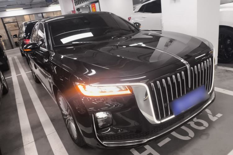Used Hongqi H9 2020 3.0T Smart Connect Flagship Edition Front Right 45 Deg