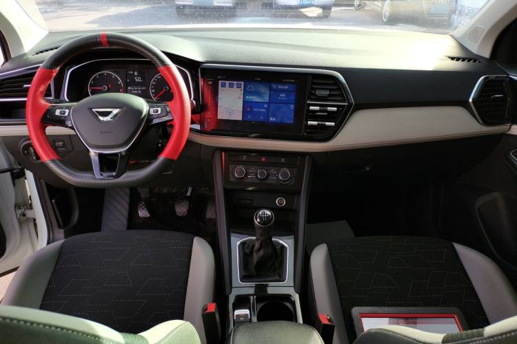 Used Jetta VS5 2022 280TSI Manual Advanced Trim
