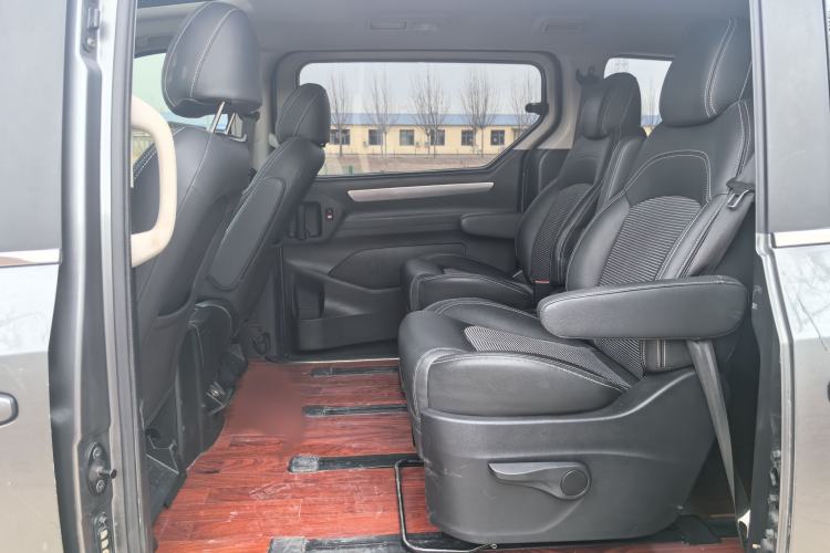 Used SAIC MAXUS G10 2018 PLUS 2.0T Automatic Elite Edition
