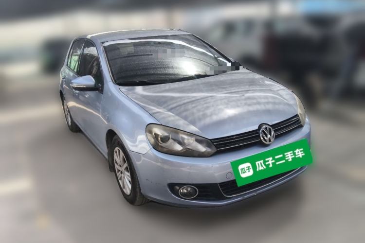 Used Volkswagen Golf 2011 1.6L Automatic Fashion Edition Front Right 45 Deg