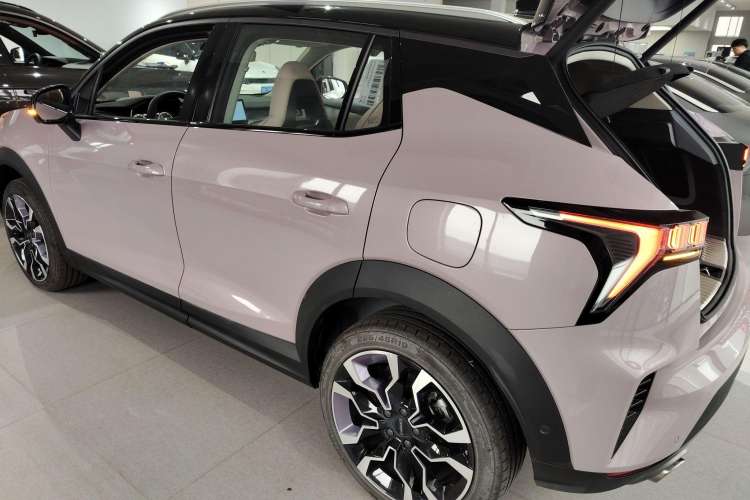 Used Lynk & Co 06 2023 Remix 1.5T Shero