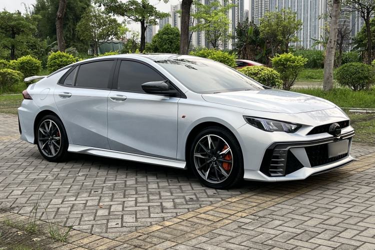 Used GAC Trumpchi EMPOW 2023 400T Automatic R PRO Exterior 2