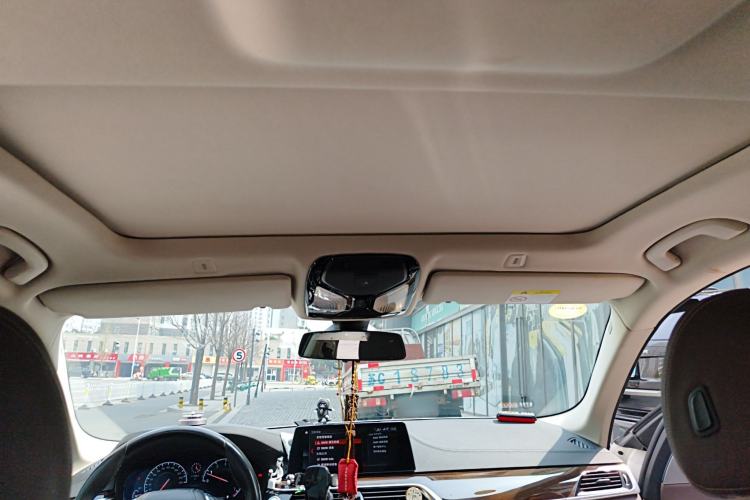 Used BMW 5 Series 2019 Facelifted 525Li Luxury Package