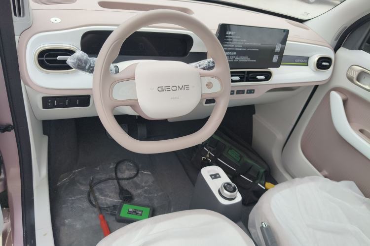 Used Geely Galaxy Panda 2025 210 km – Yuanqi Bear Center Console
