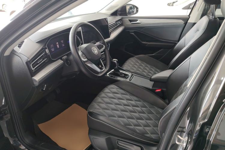 Used Volkswagen Sagitar 2023 200TSI DSG Excellence Edition
