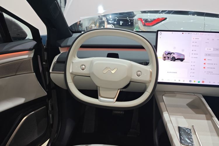 Used ONVO L60 2024 60 kWh Rear-Drive Version
