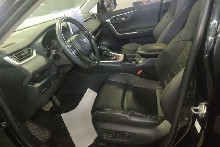 Used Toyota Wildlander 2021 2.0L CVT Two-Wheel Drive Luxury Edition