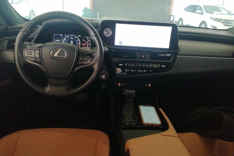 Used Lexus ES 2022 200 Excellence Edition