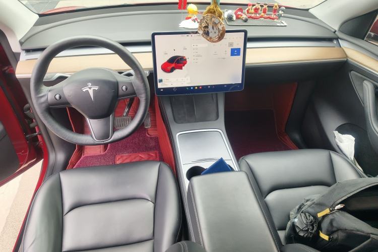 Used Tesla Model Y 2021 Long-Range All-Wheel-Drive Version

