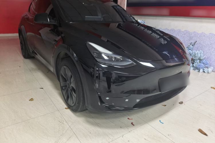 Used Tesla Model Y 2023 Rear-Wheel-Drive Version Exterior 2