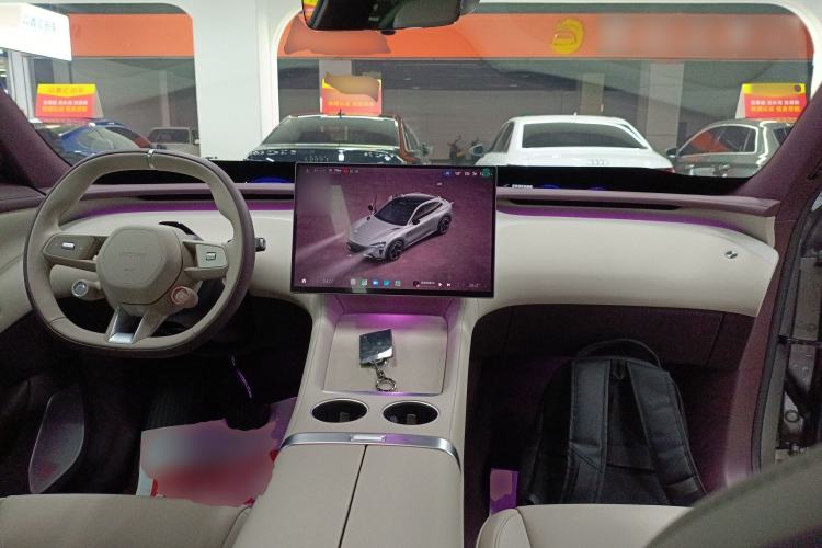 Used Xiaomi Auto YU7 2025 Ultra-Long Range All-Wheel Drive Pro Version
