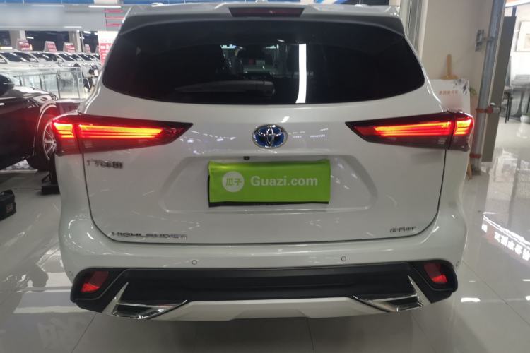 Used Toyota Highlander 2022 Dual-Engine 2.5L Four-Wheel Drive Prestige Version 7 Seats Rear