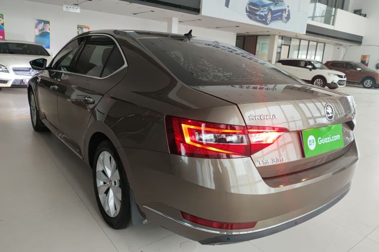 Used Skoda Superb 2018 TSI330 DSG Comfort Edition China VI Standard