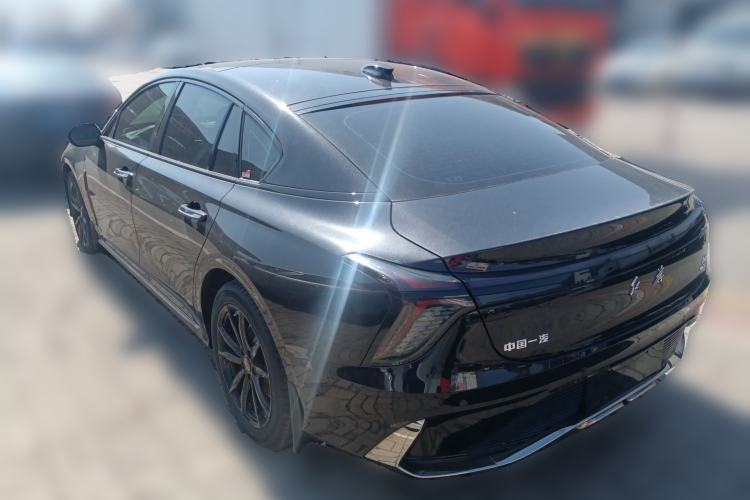 Used Hongqi H6 2024 2.0T ZhiShang Version Rear Left 45 Deg