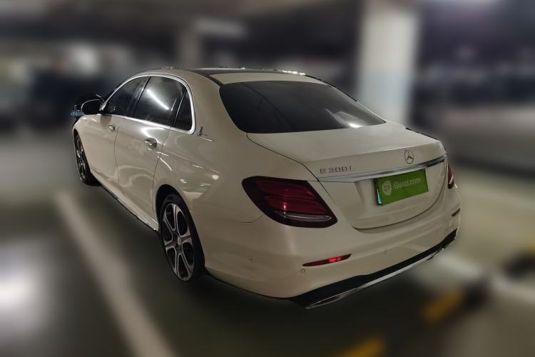 Used Mercedes-Benz E-Class 2016 E 300 L Sporty and Stylish Model
