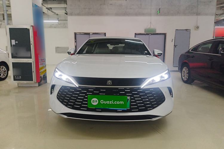 Used BYD Qin L 2025 DM-i Smart Drive 80KM Leading Model