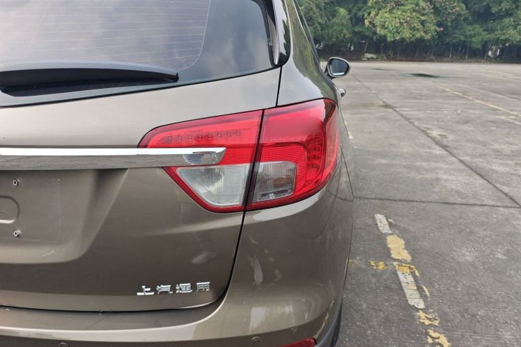 Used Buick Envision 2015 20T Two-Wheel-Drive Leading Model