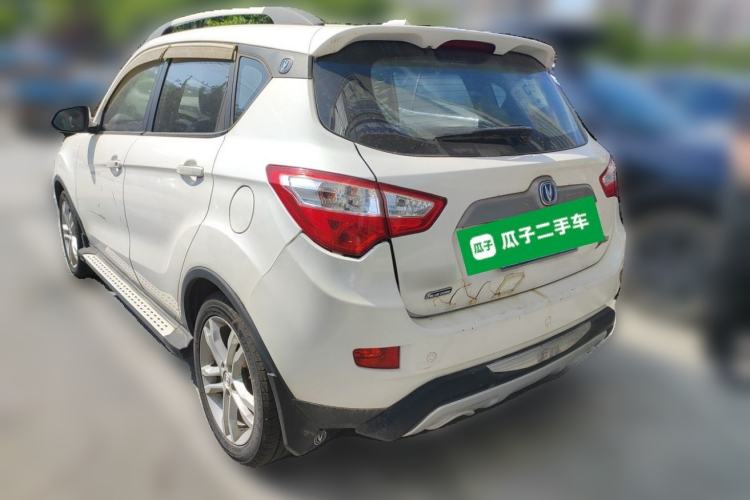 Used CHANGAN CS35 2014 1.6L Manual Luxury Model China IV Standard
