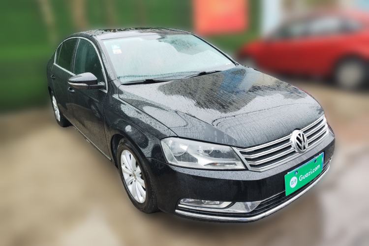 Used Volkswagen Magotan 2013 1.8TSI Premier Model Front Right 45 Deg
