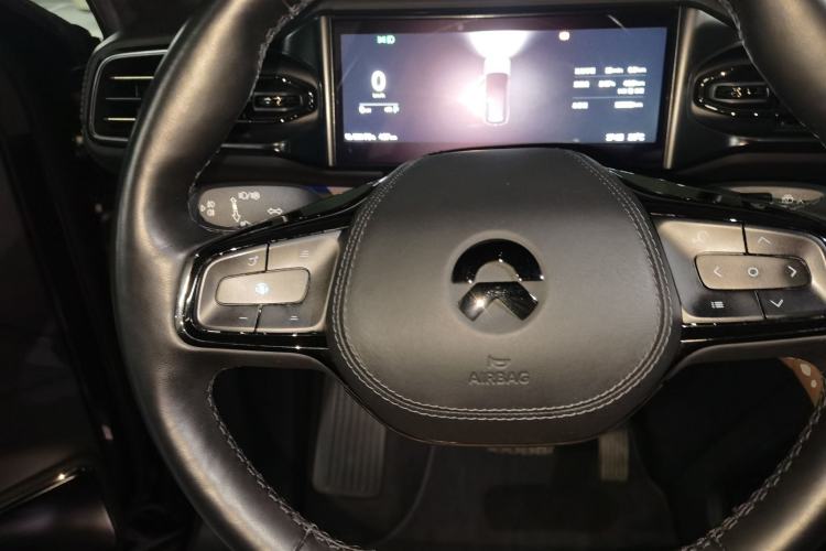 Used Nio ES8 2020 580 km Signature Edition 7-Seater Version Steering Wheel