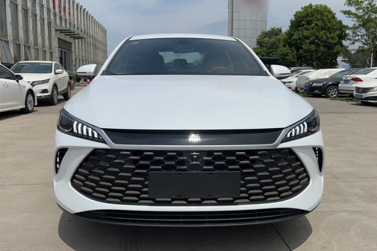 Used BYD Qin PLUS 2025 DM-i Smart Drive 55KM Leading Model Exterior 1