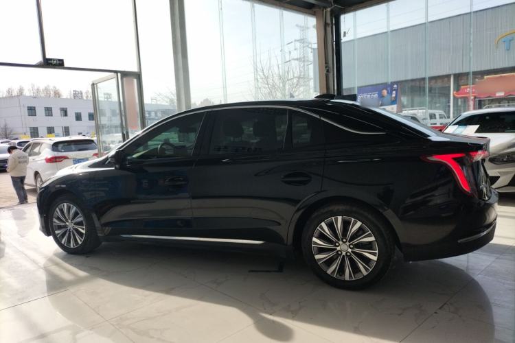 Used Hongqi E-QM5 2022 431 km Charge & Enjoy Edition
