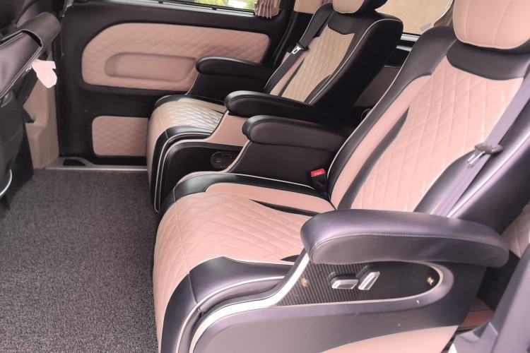 Used Mercedes-Benz Vito 2018 2.0T Business Version China V Emission Standard Left Rear Seat