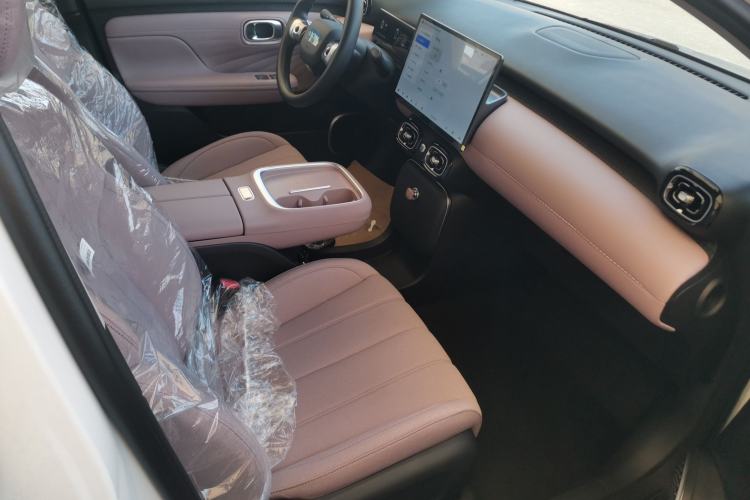 Used AION UT 2025 330 Starlight Edition
