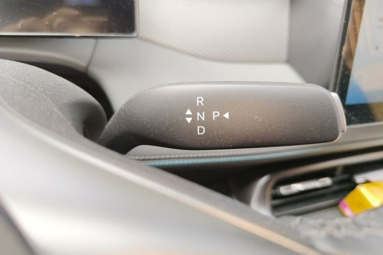 Used BYD Qin PLUS  Gear Lever