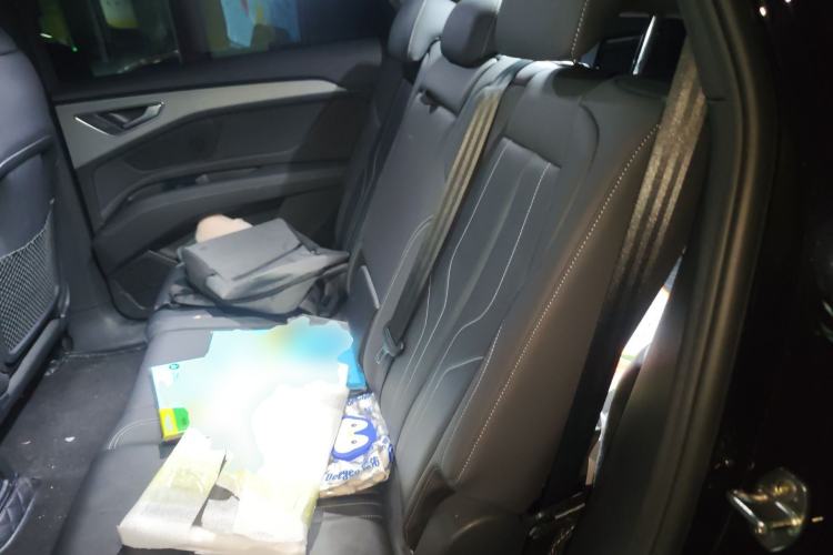 Used Audi Q5 e-tron 2023 40 e-tron Shining Edition Mecha Kit
