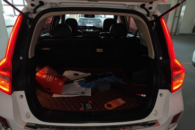 Used Geely Auto Vision X6 2016 1.8L Manual Luxury Model