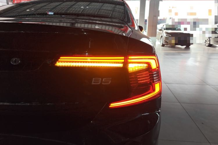 Used Volvo S90 2021 B5 Zhiyi Luxury Edition
