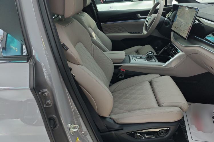 Used BYD Tang New Energy 2025 Intelligent Driving Version DM-i 115KM Flagship Edition Right Front Seat