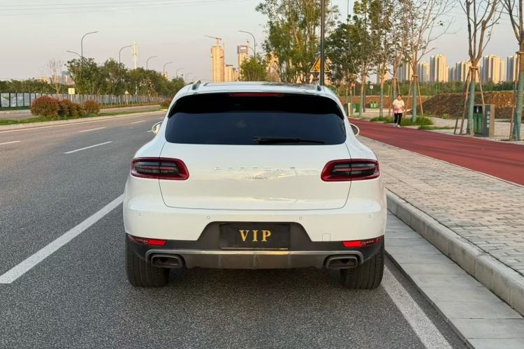 Used Porsche Macan 2017 Macan 2.0T Exterior 5