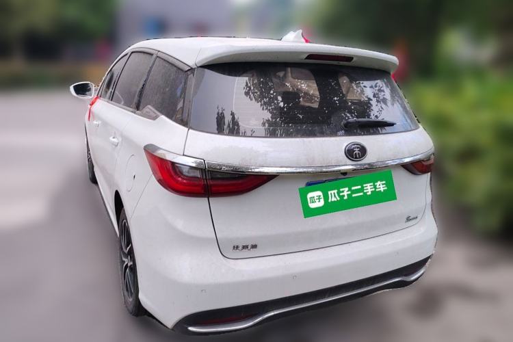 Used BYD Song MAX 2017 1.5T Manual Smart Connect Luxury 7-Seater
