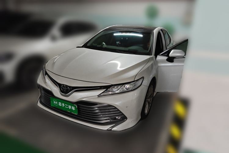 Toyota Camry 2019 2.5G Luxury Edition China VI Standard usado