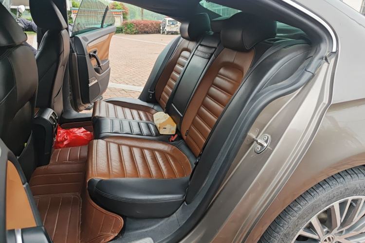 Used Volkswagen FAW-Volkswagen CC 2013 2.0 TSI Ultimate Model Left Rear Seat