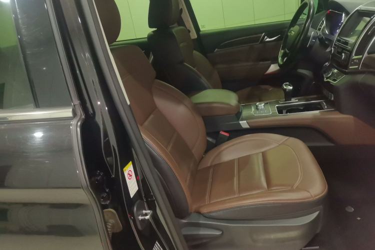 Used Haval H9 2017 2.0T Gasoline 4x4 Comfort Edition 5 Seats
