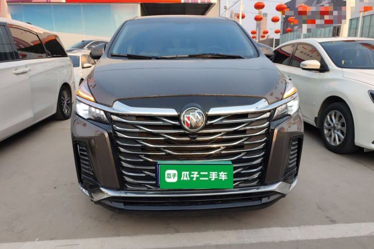 Used Buick GL8 2023 Land Executive Class Comfort Model
