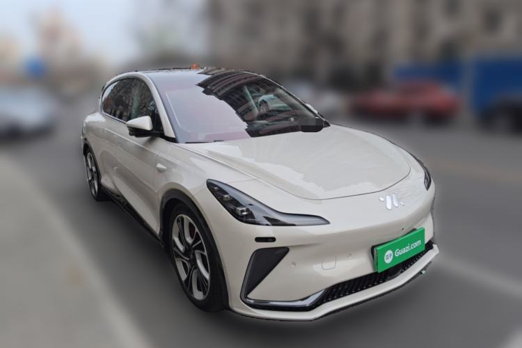 Used IM LS7 2023 90 kWh Elite Rear-Drive Version Front Right 45 Deg