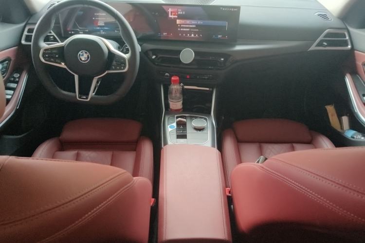 Used BMW i3 2025 eDrive 35 L
