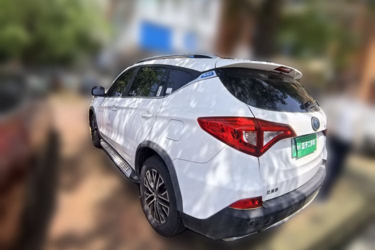 Used BYD Song New Energy 2017 Song DM 1.5TID All-Wheel Drive Luxury Model
