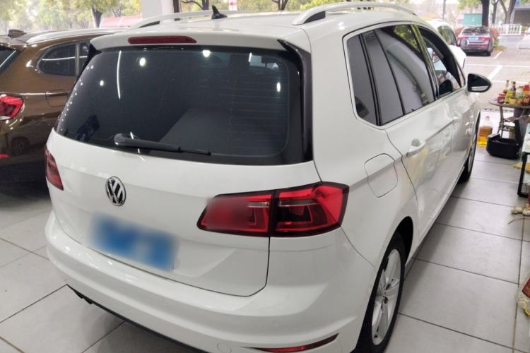Used Volkswagen Golf 2015 1.4TSI Sportsvan
