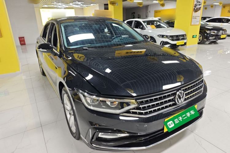 Used Volkswagen Magotan 2023 2 Million Units Limited-Edition 280TSI DSG Comfort Version