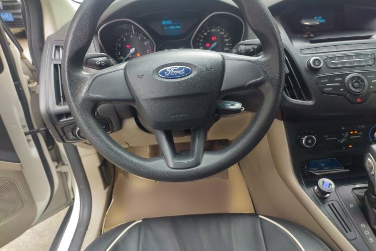 Used Ford Focus 2015 Sedan 1.6L Automatic Comfort Model
