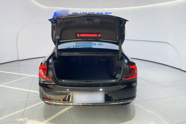 Used Volvo S90 New Energy 2024 Plug-in Hybrid Four-Wheel Drive Long-Range Luxury Smart Edition
