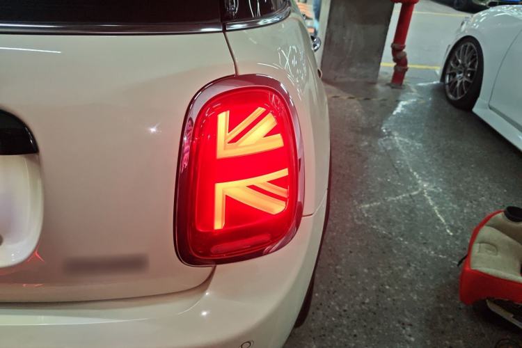 Used MINI MINI 2021 1.5T COOPER Artist Five-Door Edition