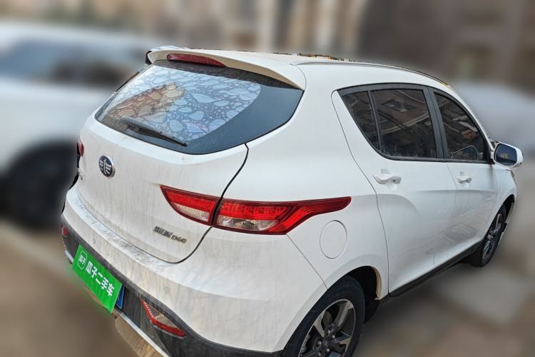 Used FAW Junpai D60 2015 1.8L Automatic Luxury Model
