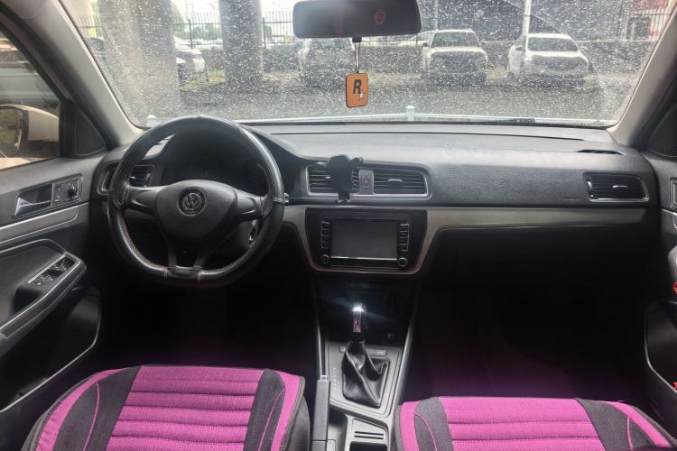 Used Volkswagen Gran Lavida 2015 1.6L Automatic Fashion Edition
