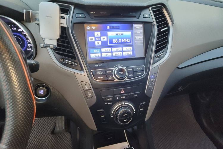 Used Hyundai Grand SantaFe 2013 2.2T 7-Seater Four-Wheel-Drive Comfort Edition
